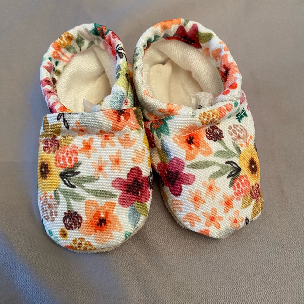 Baby slippers